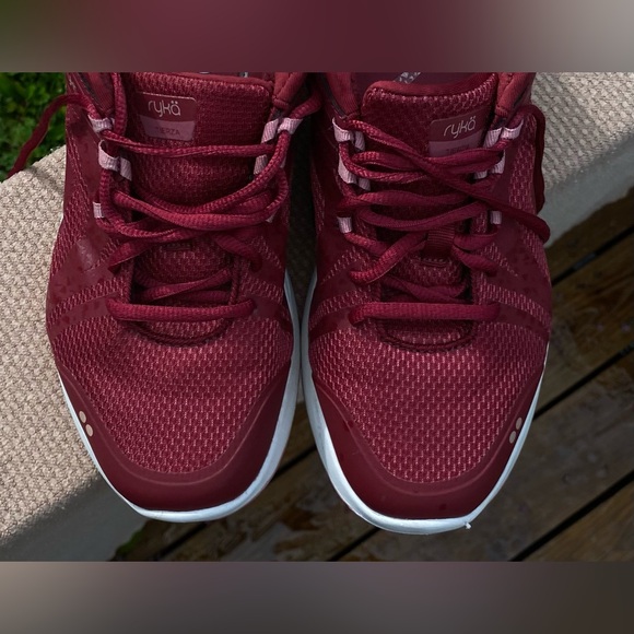 9.5 W Ryka Tierza Shoes Woman's red - Picture 13 of 14